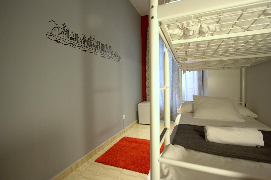 Hostel Artistic Барселона Стая снимка